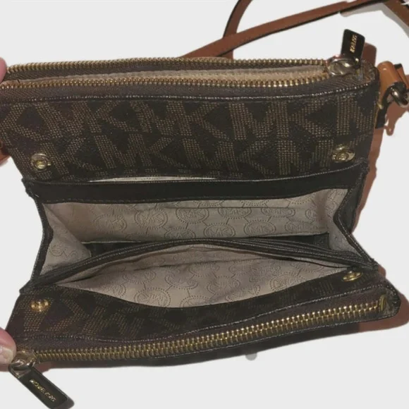 Michael Kors MK Signature Crossbody Bag Purse - Picture 7 of 13